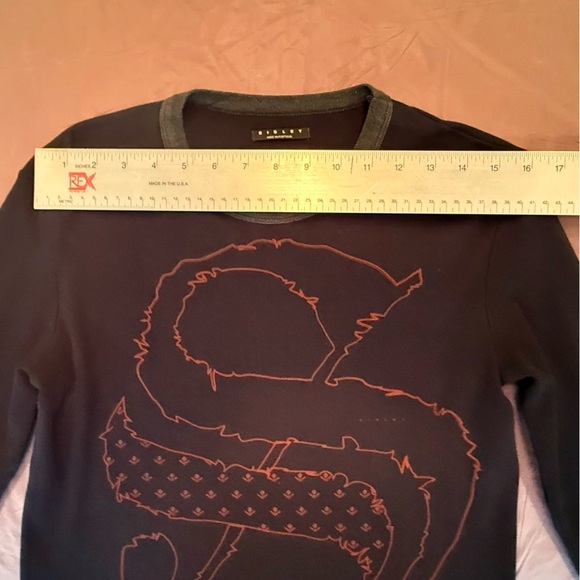 Sisley Black/Red Logo front Long Sleeve Top Size Large MSRP $195 - Picture 4 of 9